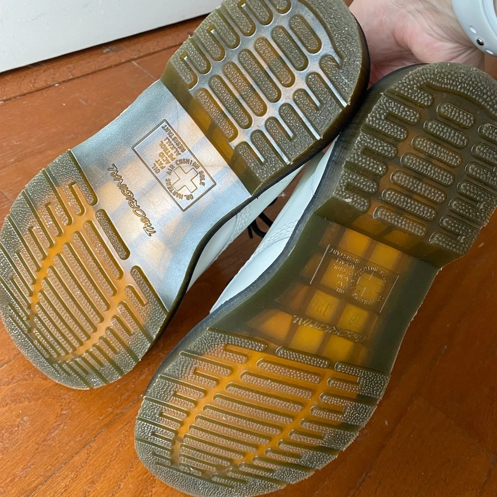 White Doc Martens NWOT - Picture 6 of 8